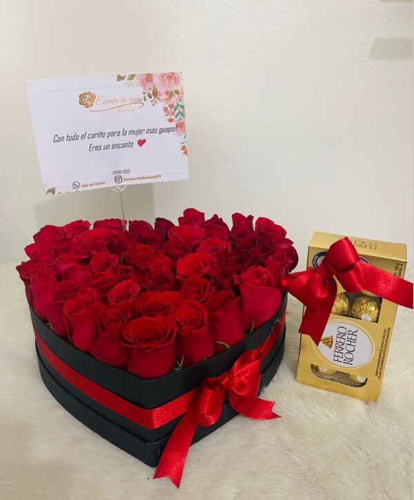 Caja corazón rosas y caja Ferrero Rocher