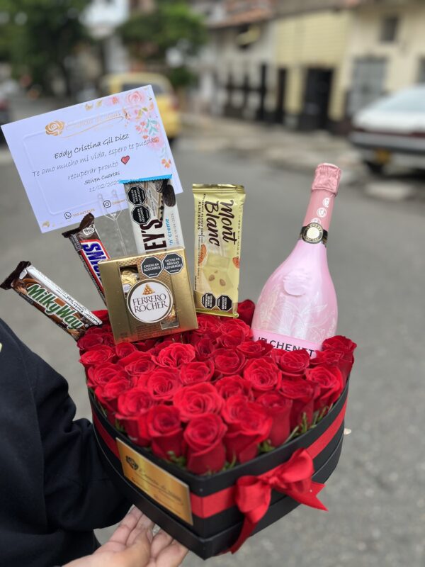 Corazón JP Y CHOCOLATES🌹🥰🍫