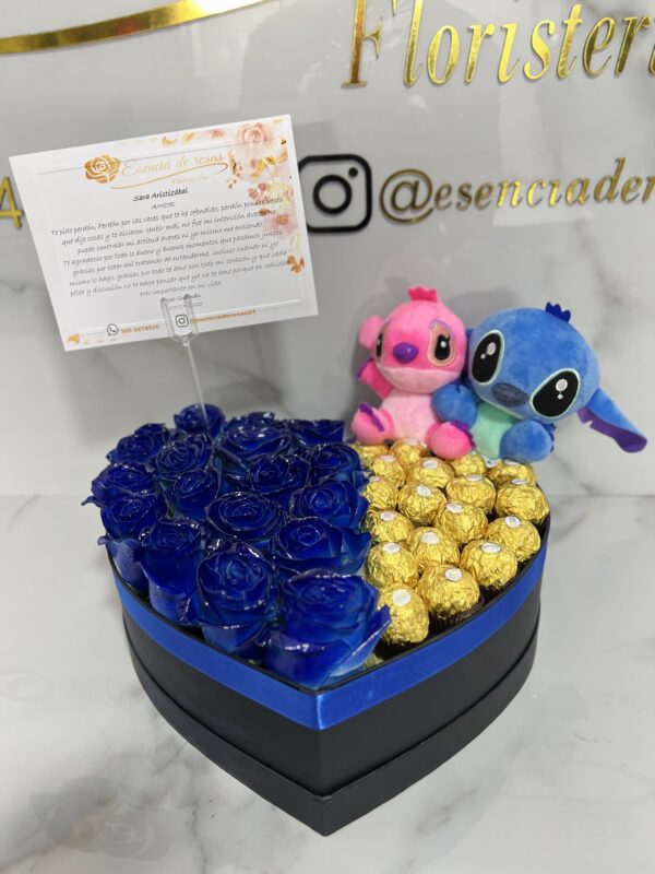 Corazon rosas azules, Ferreros Rocher y peluches 💙🩷